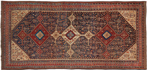 qashqai handmade carpet pattern